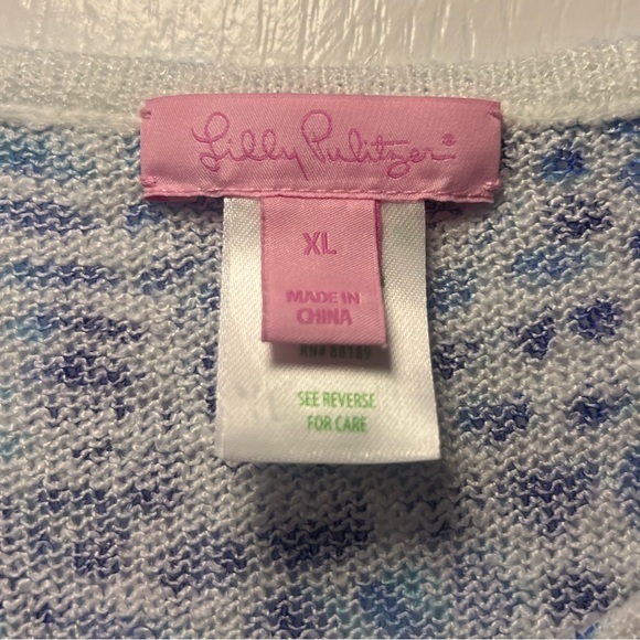 Lilly Pulitzer Blue and White Patterned Long Sleeve Top - Picture 2 of 6